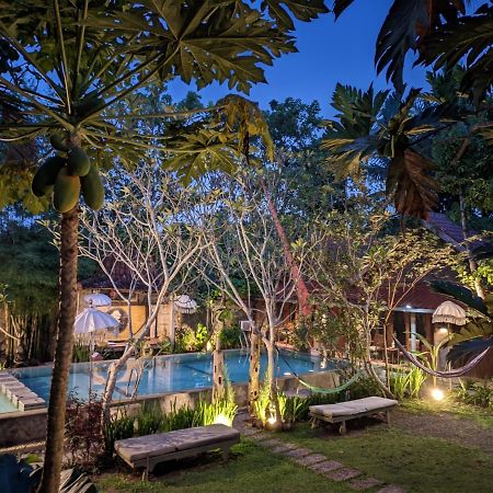 Astuti Gallery Homestay Yogyakarta Dış mekan fotoğraf