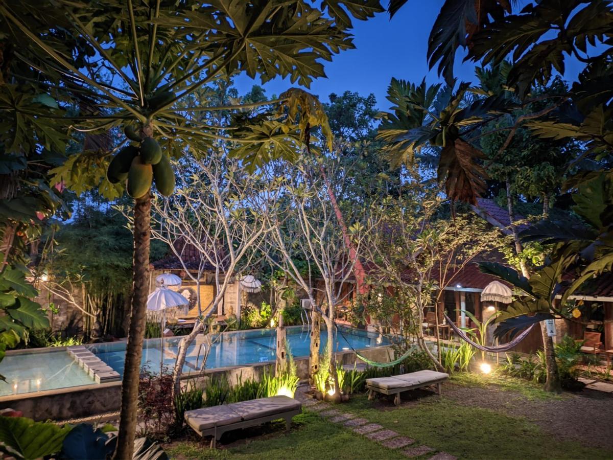 Astuti Gallery Homestay Yogyakarta Dış mekan fotoğraf
