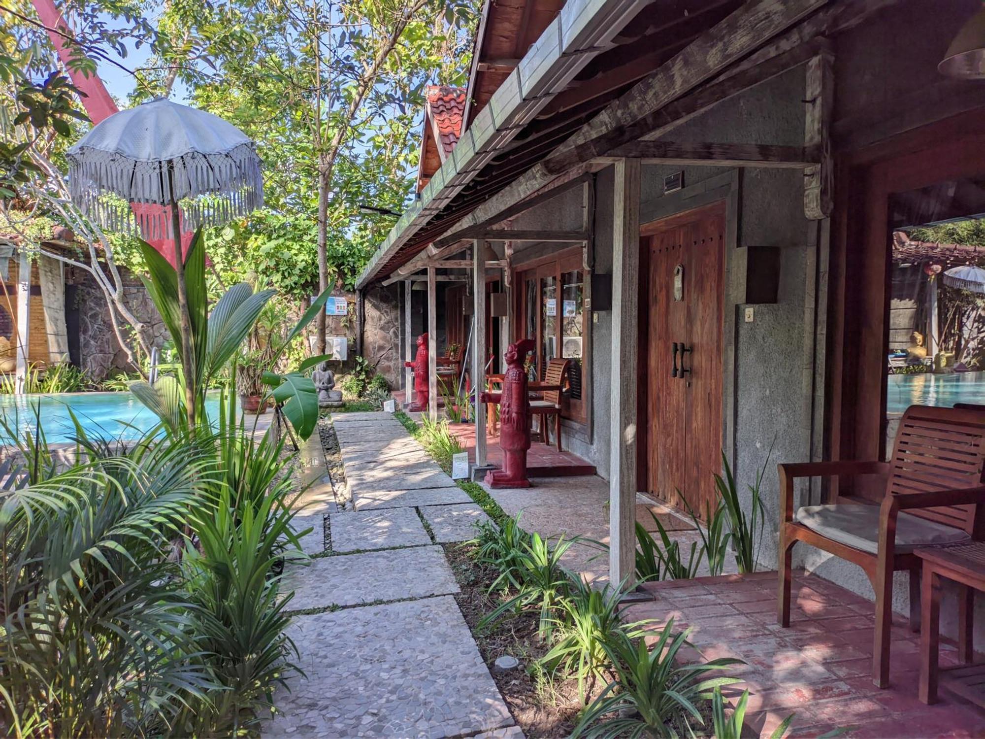 Astuti Gallery Homestay Yogyakarta Dış mekan fotoğraf