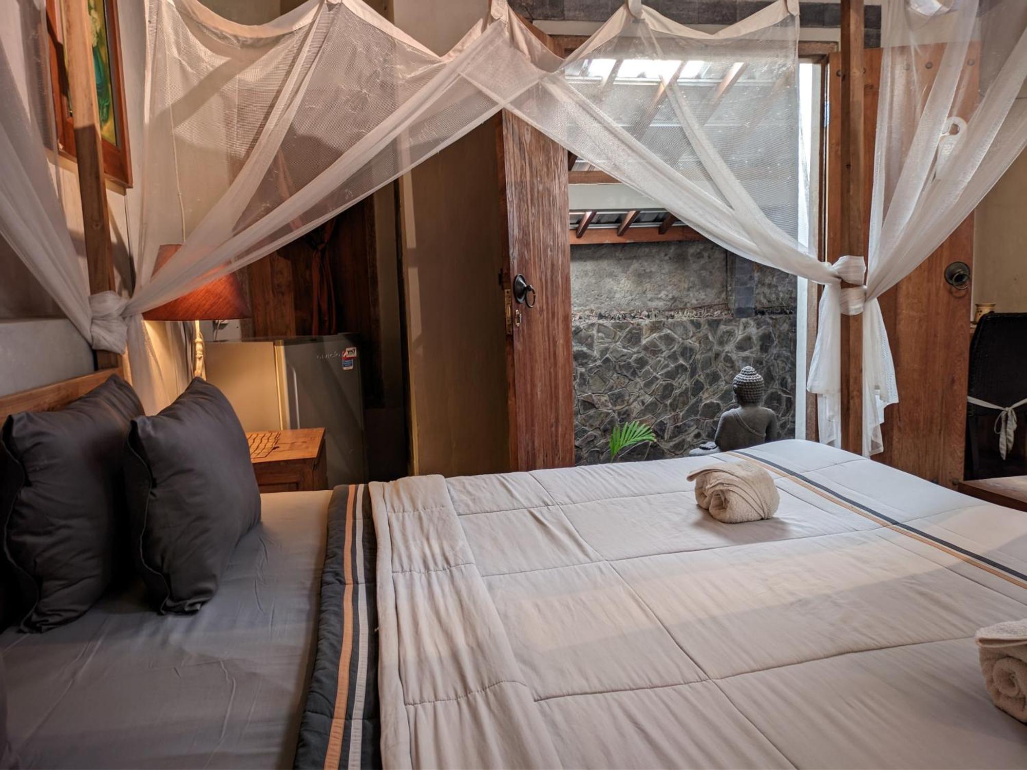Astuti Gallery Homestay Yogyakarta Dış mekan fotoğraf