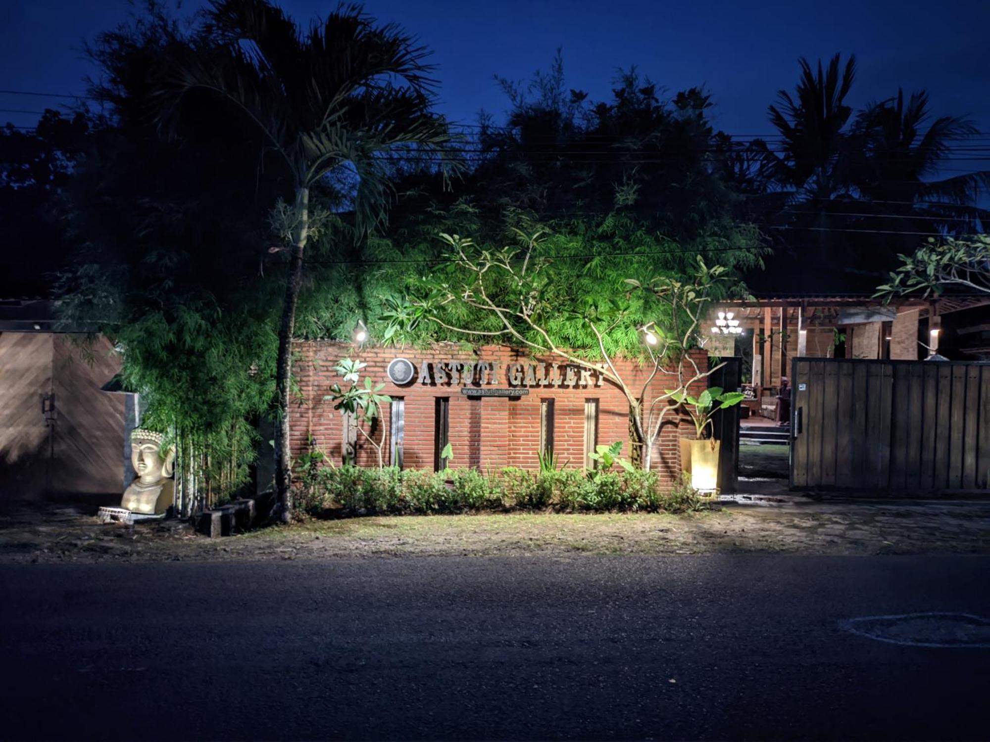 Astuti Gallery Homestay Yogyakarta Dış mekan fotoğraf
