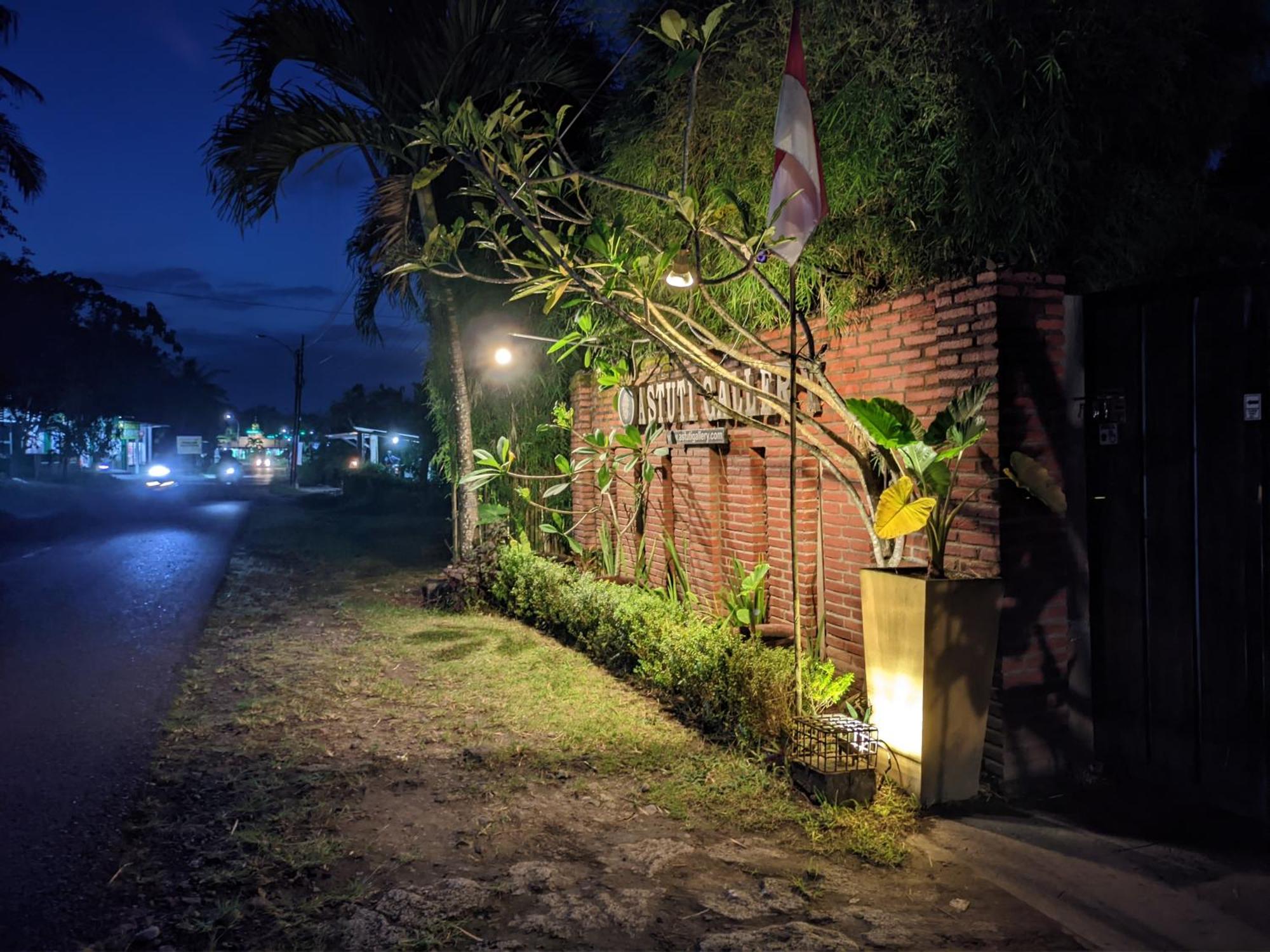 Astuti Gallery Homestay Yogyakarta Dış mekan fotoğraf