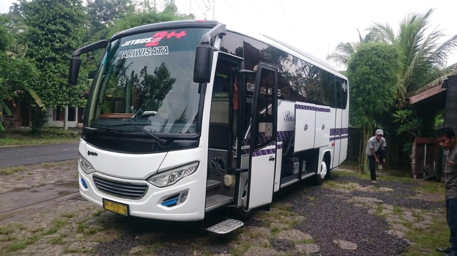 Astuti Gallery Homestay Yogyakarta Dış mekan fotoğraf