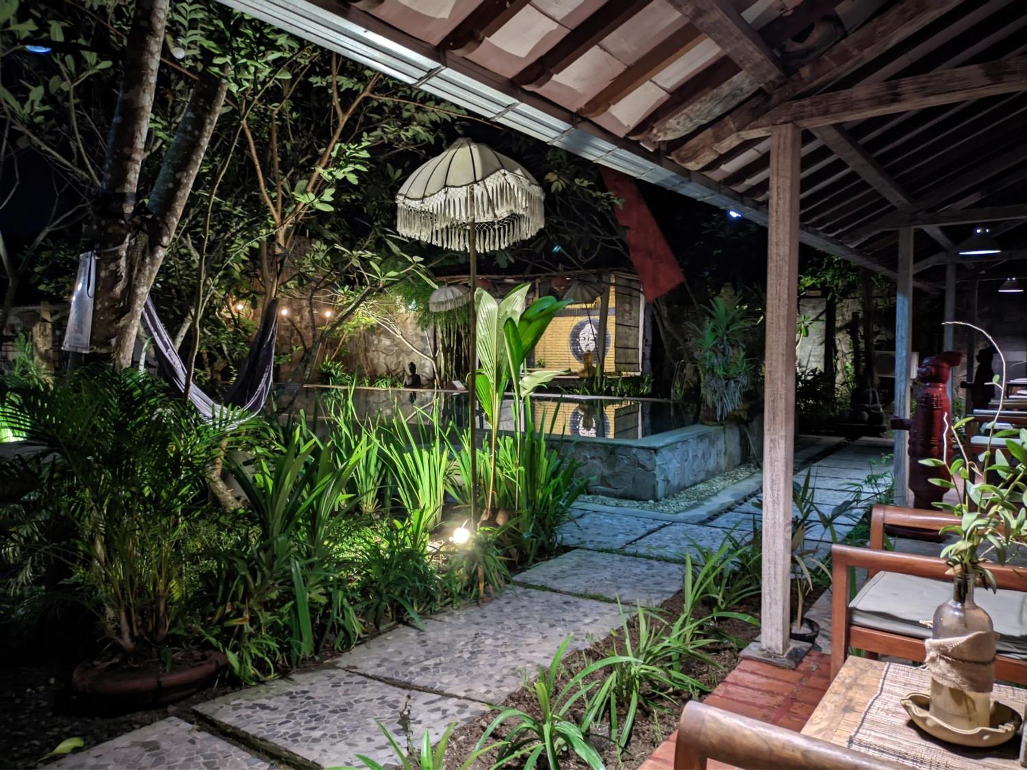 Astuti Gallery Homestay Yogyakarta Dış mekan fotoğraf